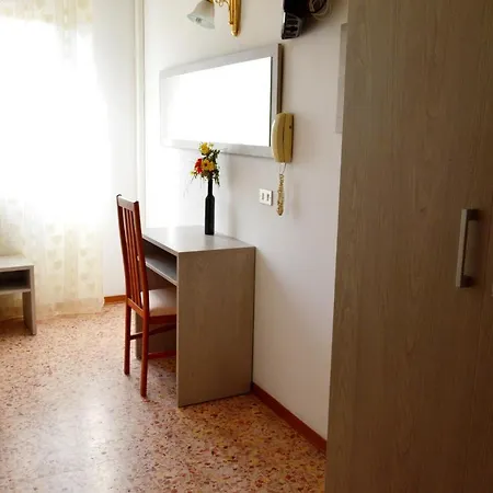 In Guest - New Cirene Comfort Double With Full Package Gasthuis *