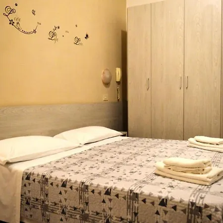 In Guest - New Cirene Comfort Double With Full Package * 리미니